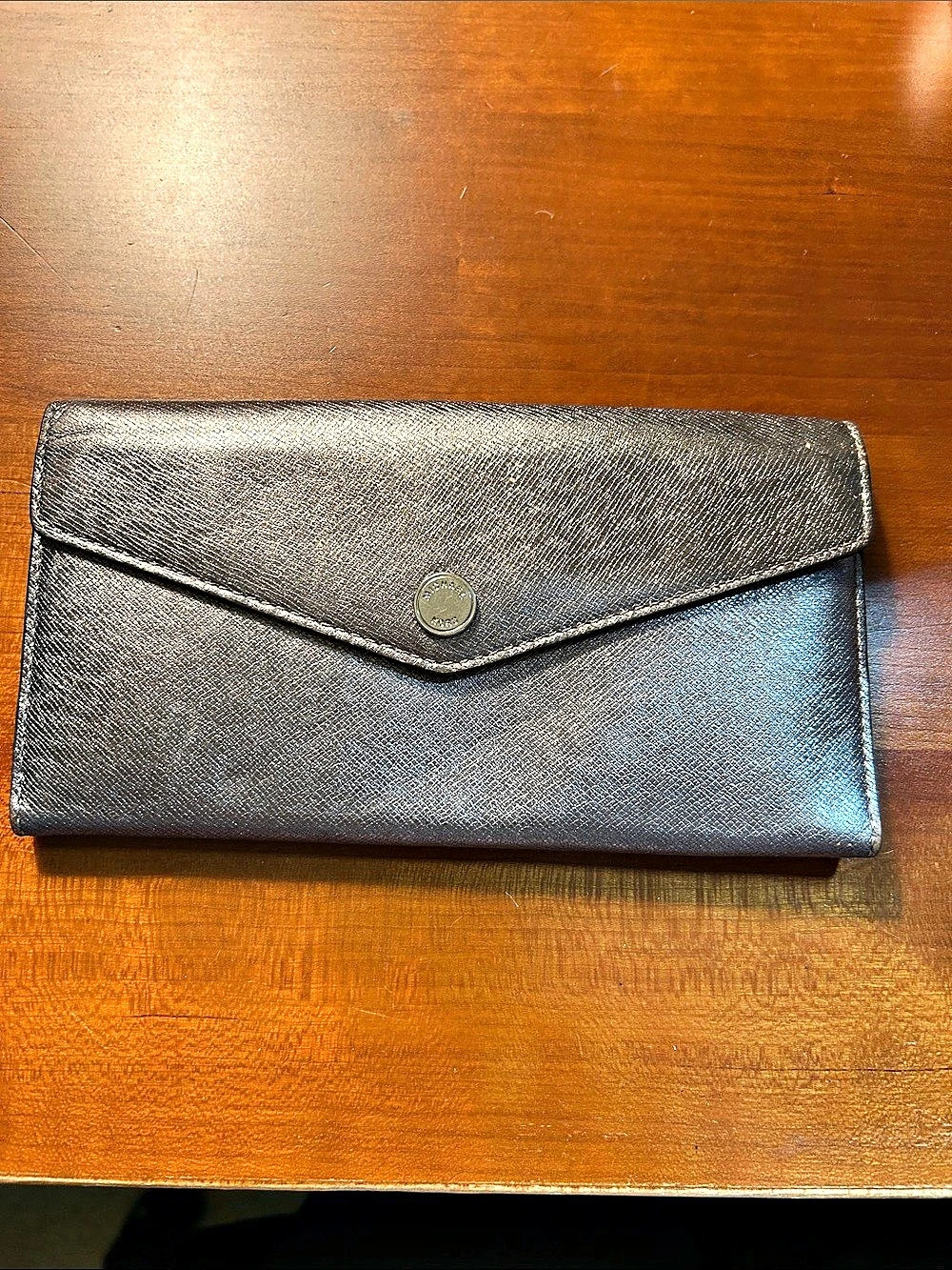 Michael Kors Jet Set Travel Large Saffiano Leather Envelope Wallet Black & Gold